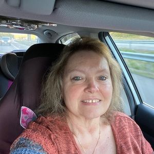 Meet your Posher, Janet